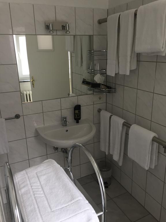 Hotel Stadt Mainz Schwabenheim an der Selz Екстериор снимка
