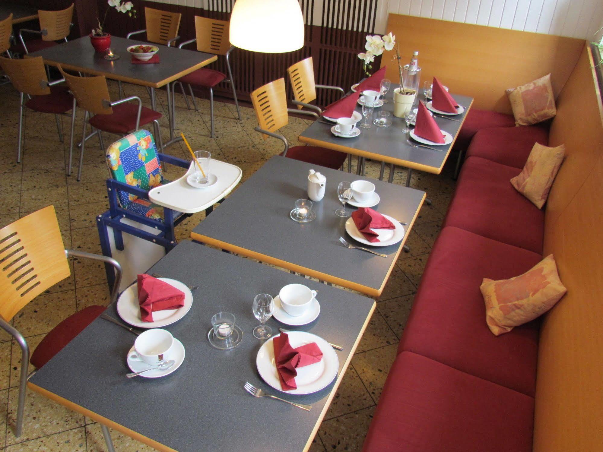Hotel Stadt Mainz Schwabenheim an der Selz Екстериор снимка